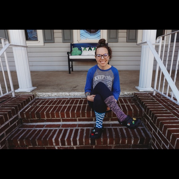 Meet your Posher, Emily joy - Picture 4 of 10